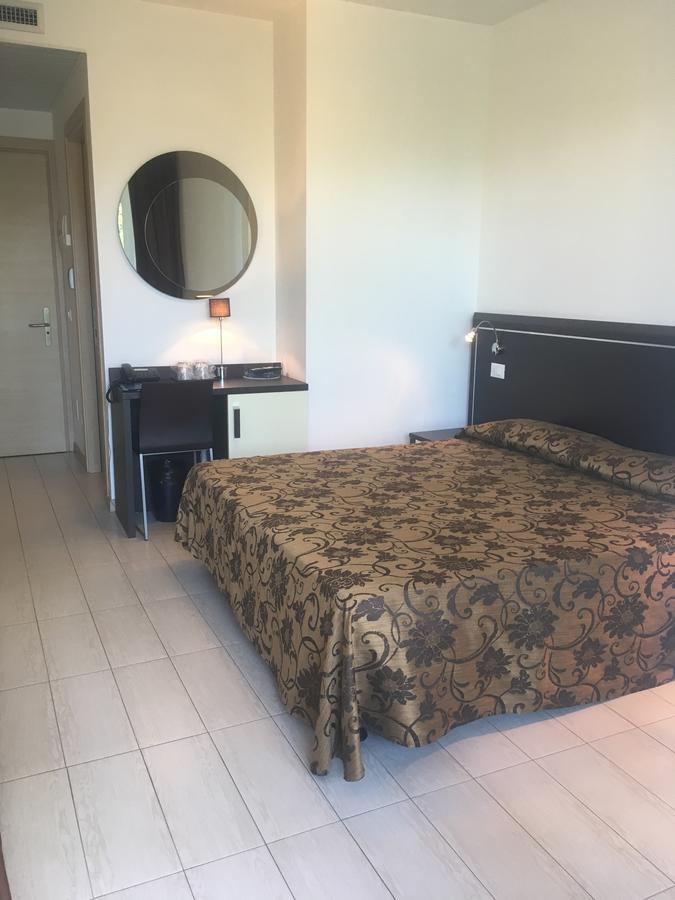 Hotel Bellevue Lignano Sabbiadoro Eksteriør bilde