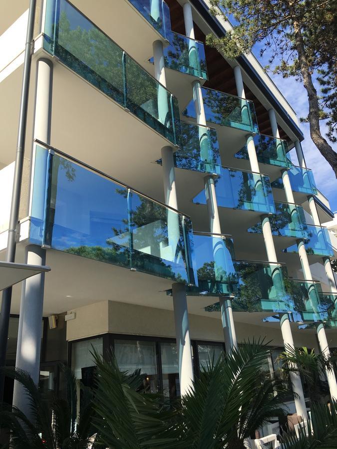 Hotel Bellevue Lignano Sabbiadoro Eksteriør bilde